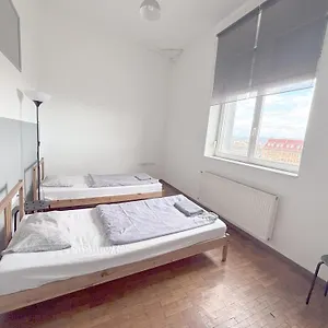 artist-residence.inbudapesthotels.com/