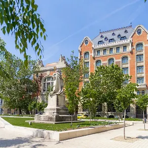 Zoya Luxury 5*, Budapesta Ungaria